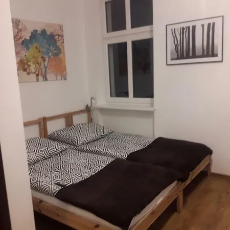Center Apartment *
